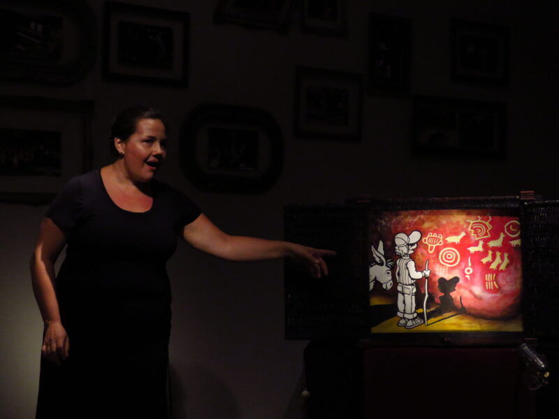 Noche de las lecturas
Performance: “Vivir cuenta” y “Hilario, el sonido de los colores”
