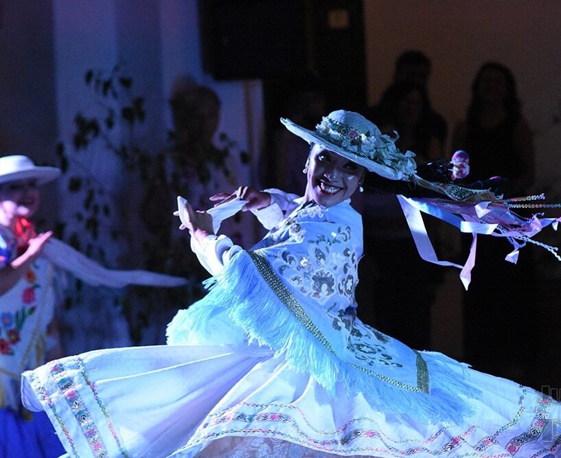 Casamiento Coya a cargo del Ballet Municipal
