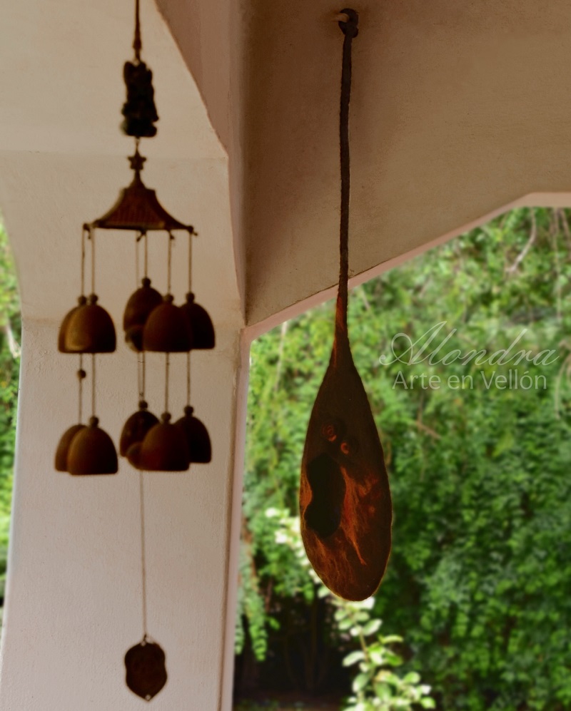 Artesanía textil en fieltro húmedo: Elaboración de nido colgante en fieltro húmedo